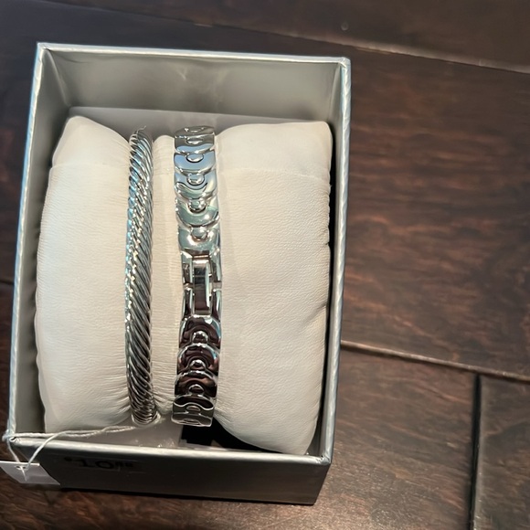 Watch mother of pearl with open bracelet NIB - Picture 5 of 6